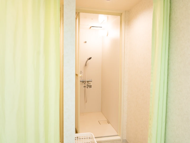シャワールーム